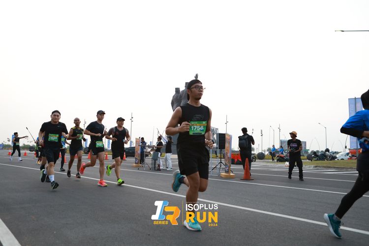 Race photo from ISOPlus Run 2024 Jakarta