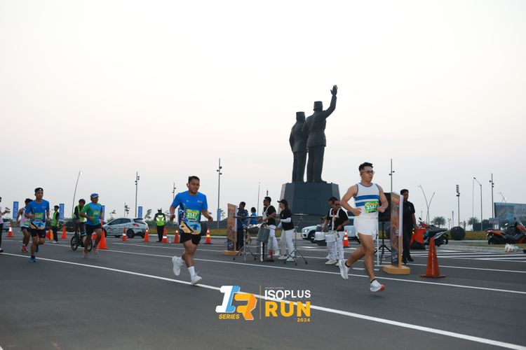 Race photo from ISOPlus Run 2024 Jakarta