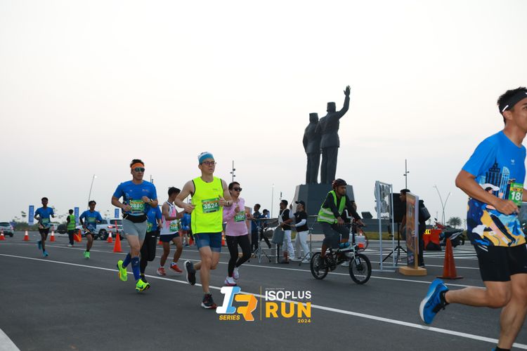 Race photo from ISOPlus Run 2024 Jakarta