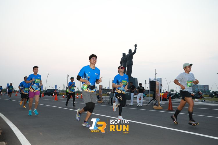 Race photo from ISOPlus Run 2024 Jakarta