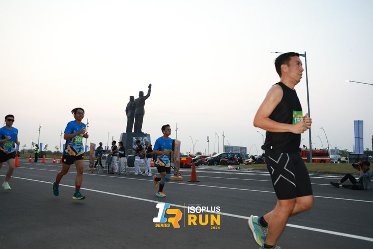 Race photo from ISOPlus Run 2024 Jakarta