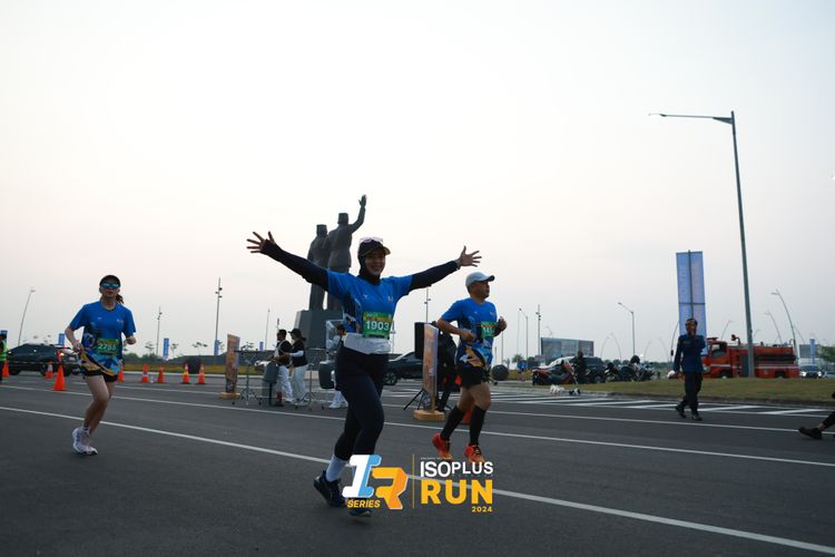 Race photo from ISOPlus Run 2024 Jakarta