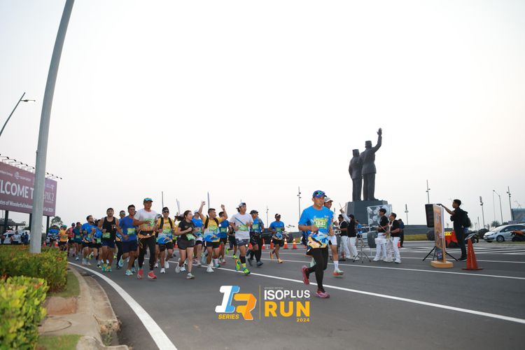 Race photo from ISOPlus Run 2024 Jakarta