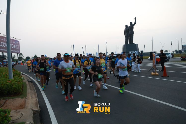 Race photo from ISOPlus Run 2024 Jakarta