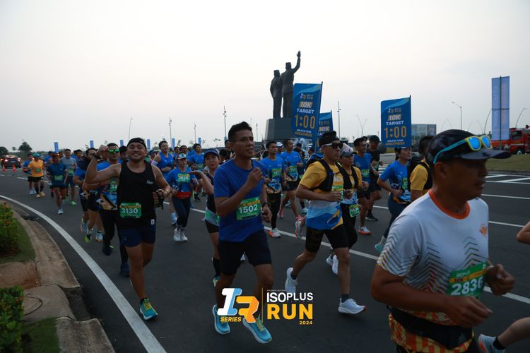 Race photo from ISOPlus Run 2024 Jakarta