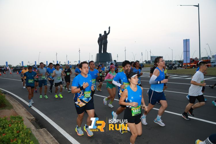 Race photo from ISOPlus Run 2024 Jakarta