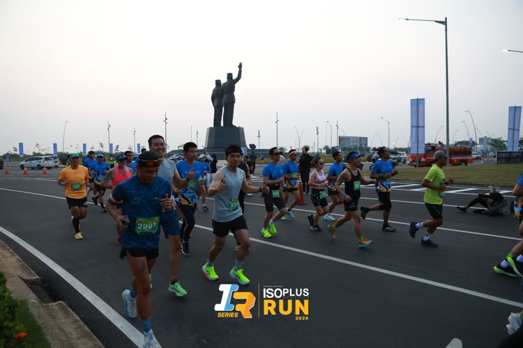Race photo from ISOPlus Run 2024 Jakarta