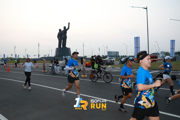 Race photo from ISOPlus Run 2024 Jakarta