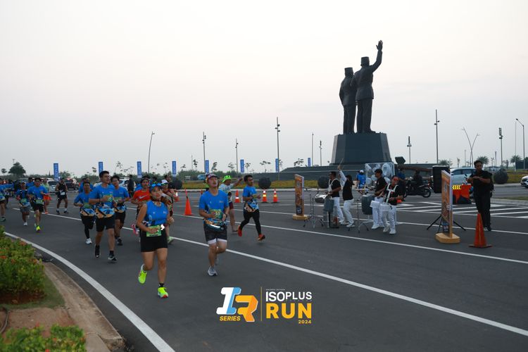Race photo from ISOPlus Run 2024 Jakarta