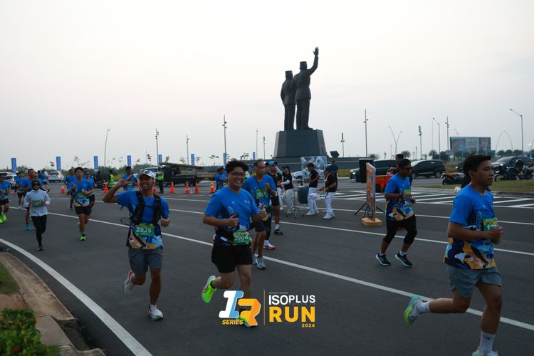 Race photo from ISOPlus Run 2024 Jakarta