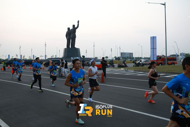 Race photo from ISOPlus Run 2024 Jakarta
