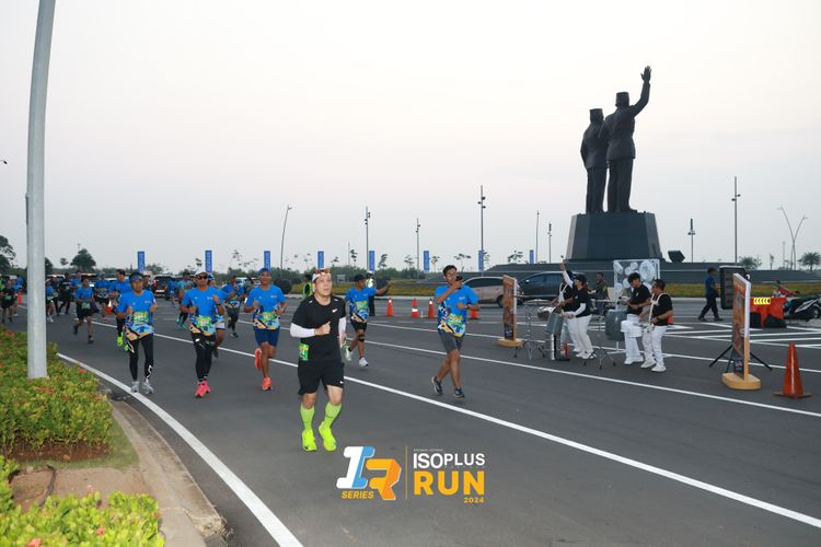 Race photo from ISOPlus Run 2024 Jakarta