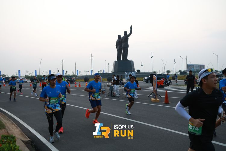 Race photo from ISOPlus Run 2024 Jakarta