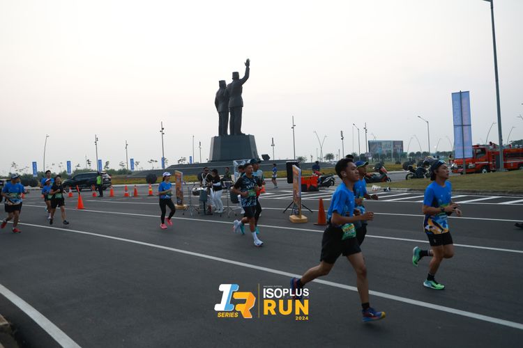 Race photo from ISOPlus Run 2024 Jakarta