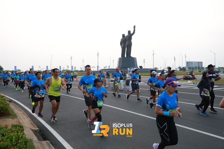 Race photo from ISOPlus Run 2024 Jakarta