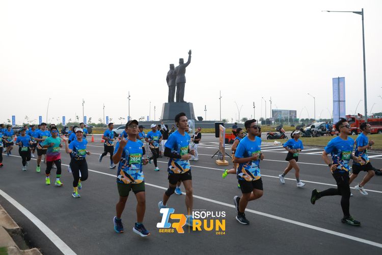 Race photo from ISOPlus Run 2024 Jakarta