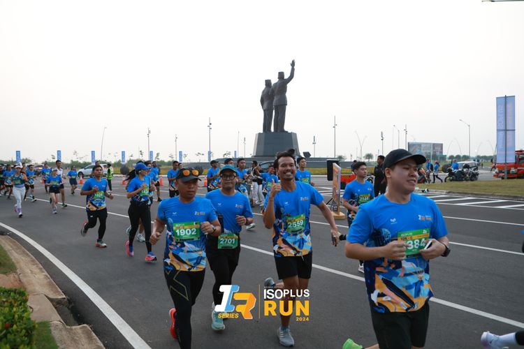Race photo from ISOPlus Run 2024 Jakarta