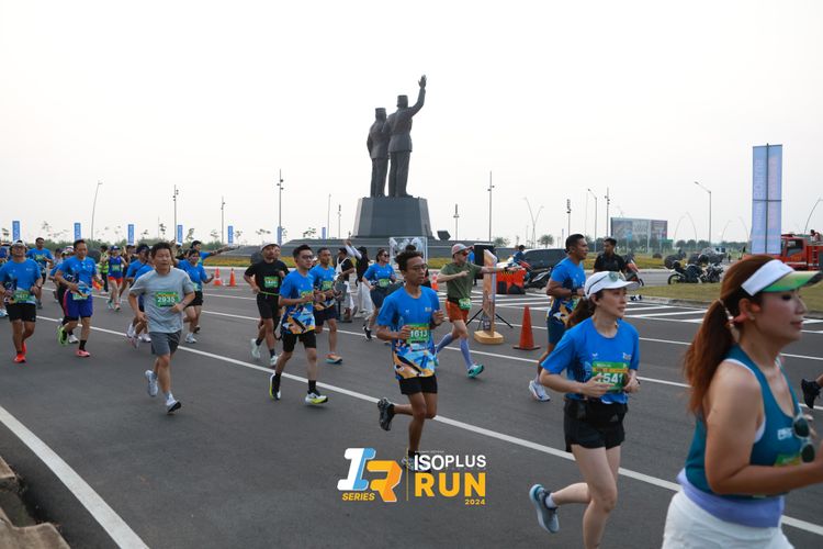 Race photo from ISOPlus Run 2024 Jakarta