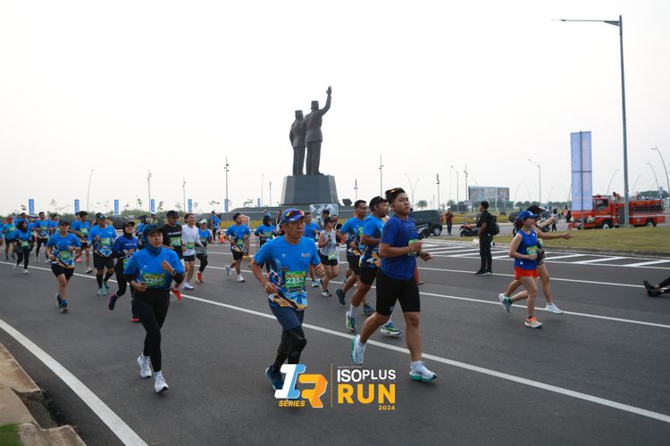 Race photo from ISOPlus Run 2024 Jakarta