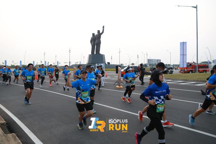 Race photo from ISOPlus Run 2024 Jakarta
