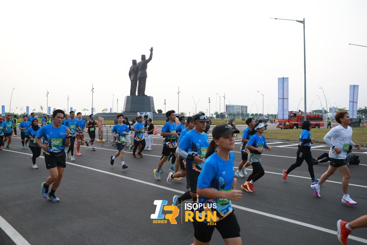 Race photo from ISOPlus Run 2024 Jakarta
