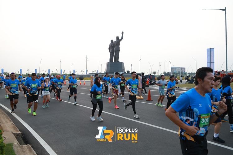 Race photo from ISOPlus Run 2024 Jakarta
