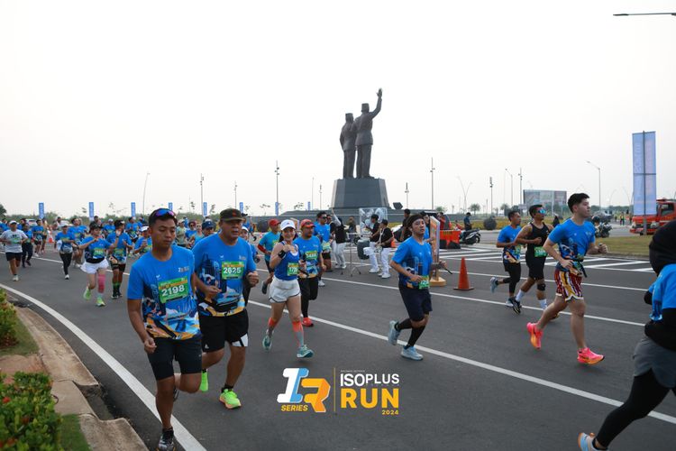 Race photo from ISOPlus Run 2024 Jakarta