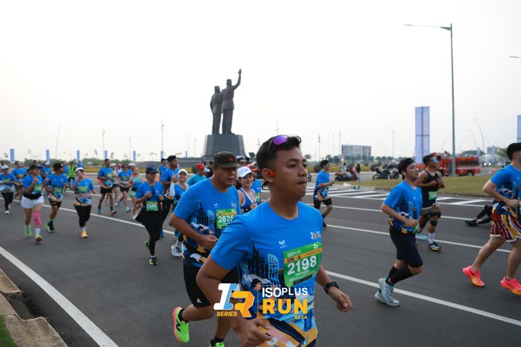 Race photo from ISOPlus Run 2024 Jakarta