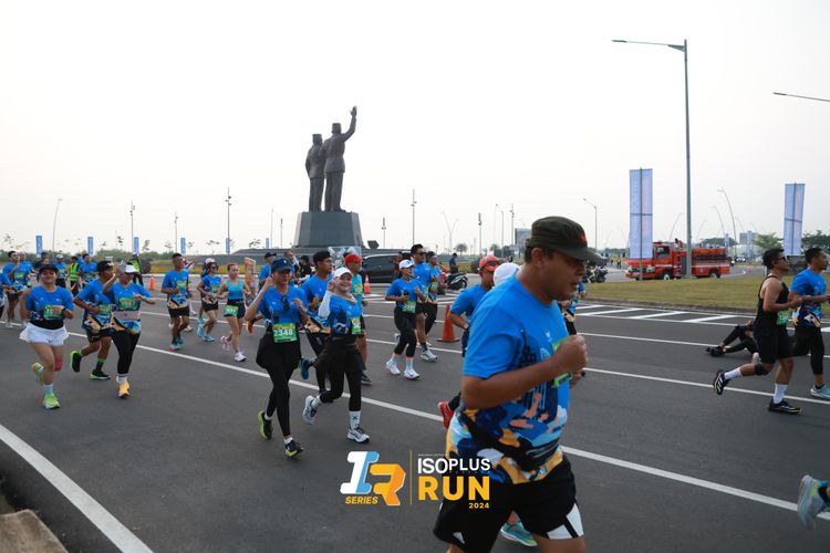 Race photo from ISOPlus Run 2024 Jakarta
