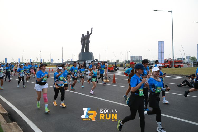 Race photo from ISOPlus Run 2024 Jakarta