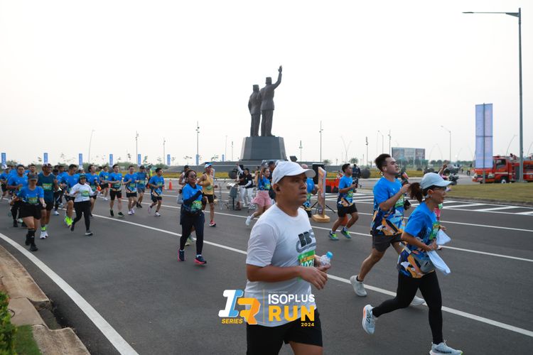 Race photo from ISOPlus Run 2024 Jakarta