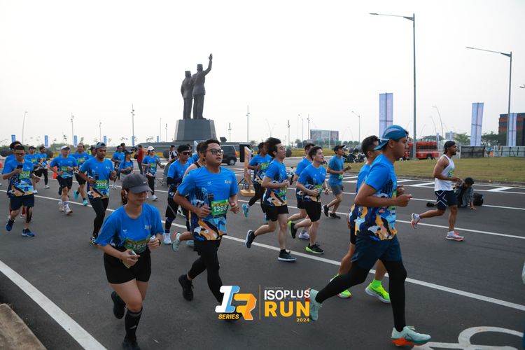 Race photo from ISOPlus Run 2024 Jakarta
