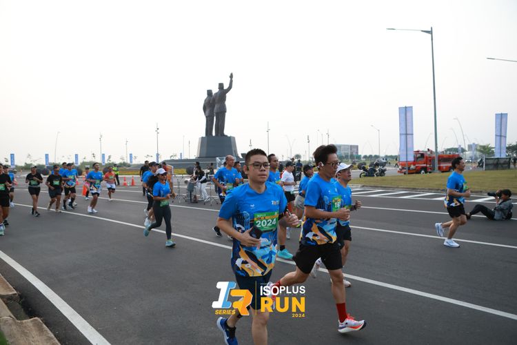 Race photo from ISOPlus Run 2024 Jakarta