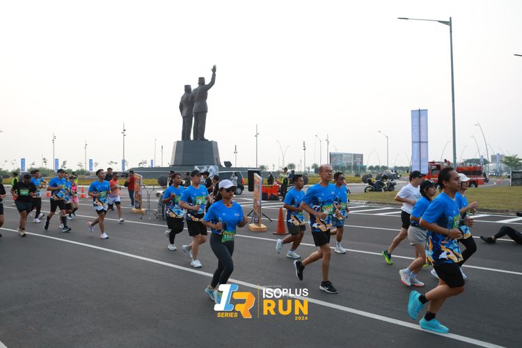 Race photo from ISOPlus Run 2024 Jakarta