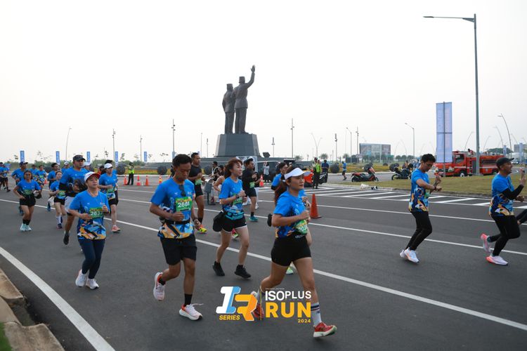 Race photo from ISOPlus Run 2024 Jakarta