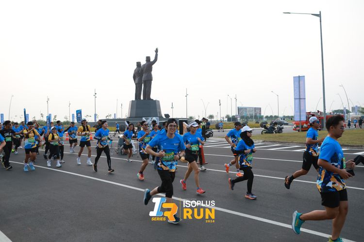 Race photo from ISOPlus Run 2024 Jakarta