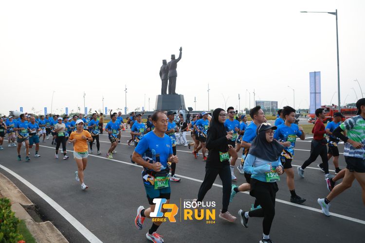 Race photo from ISOPlus Run 2024 Jakarta