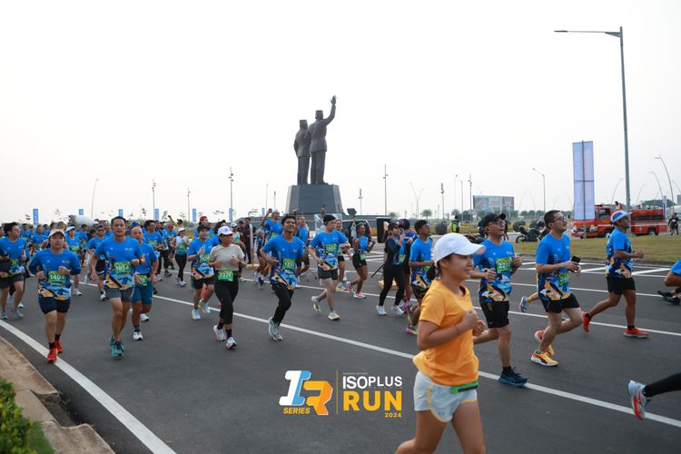 Race photo from ISOPlus Run 2024 Jakarta
