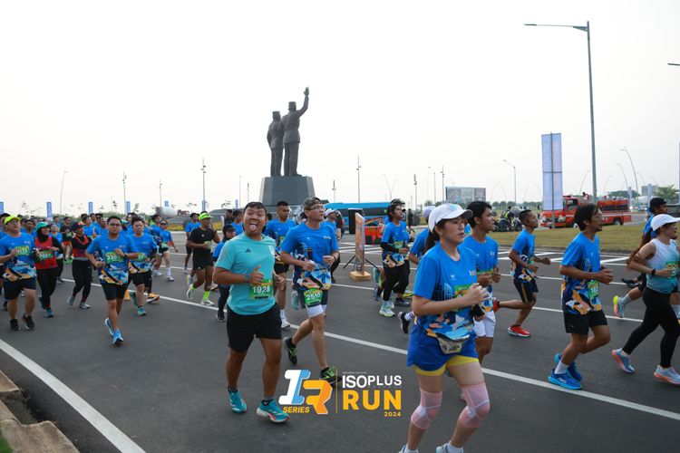 Race photo from ISOPlus Run 2024 Jakarta