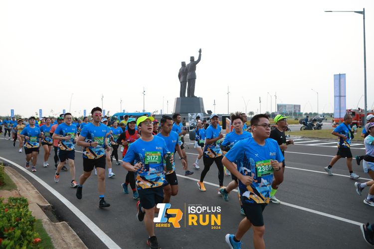 Race photo from ISOPlus Run 2024 Jakarta