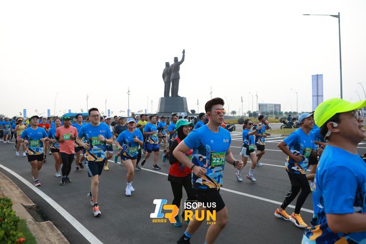 Race photo from ISOPlus Run 2024 Jakarta