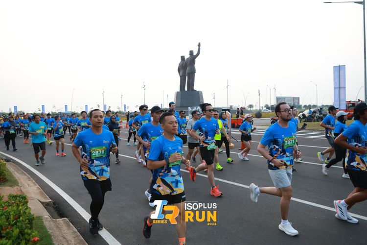 Race photo from ISOPlus Run 2024 Jakarta