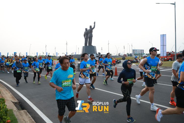 Race photo from ISOPlus Run 2024 Jakarta