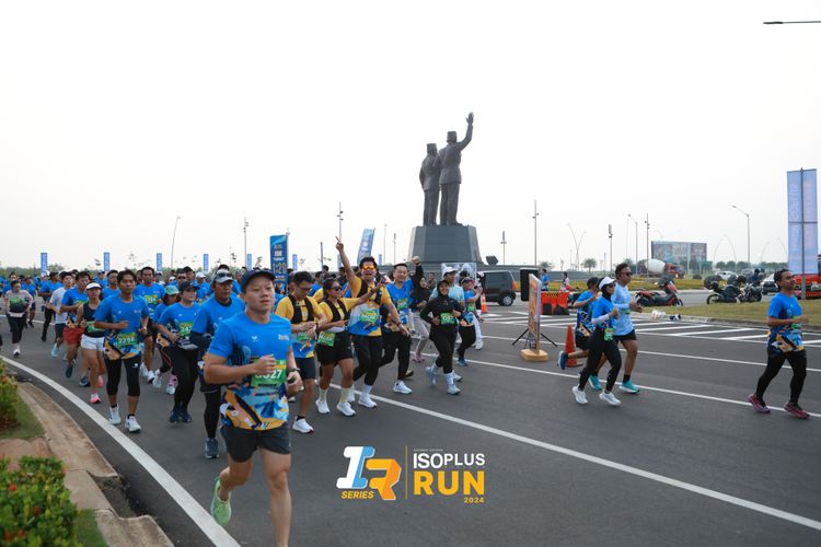 Race photo from ISOPlus Run 2024 Jakarta
