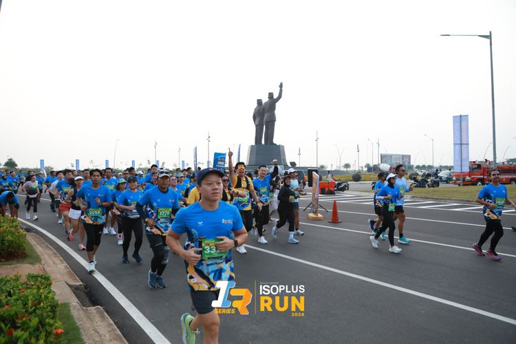 Race photo from ISOPlus Run 2024 Jakarta