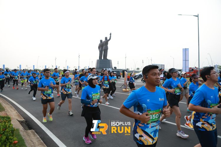 Race photo from ISOPlus Run 2024 Jakarta
