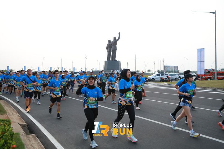 Race photo from ISOPlus Run 2024 Jakarta