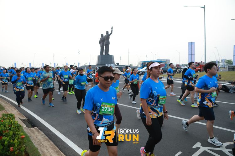 Race photo from ISOPlus Run 2024 Jakarta