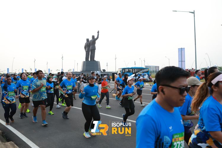 Race photo from ISOPlus Run 2024 Jakarta