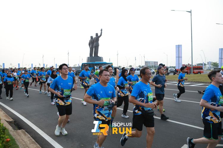 Race photo from ISOPlus Run 2024 Jakarta